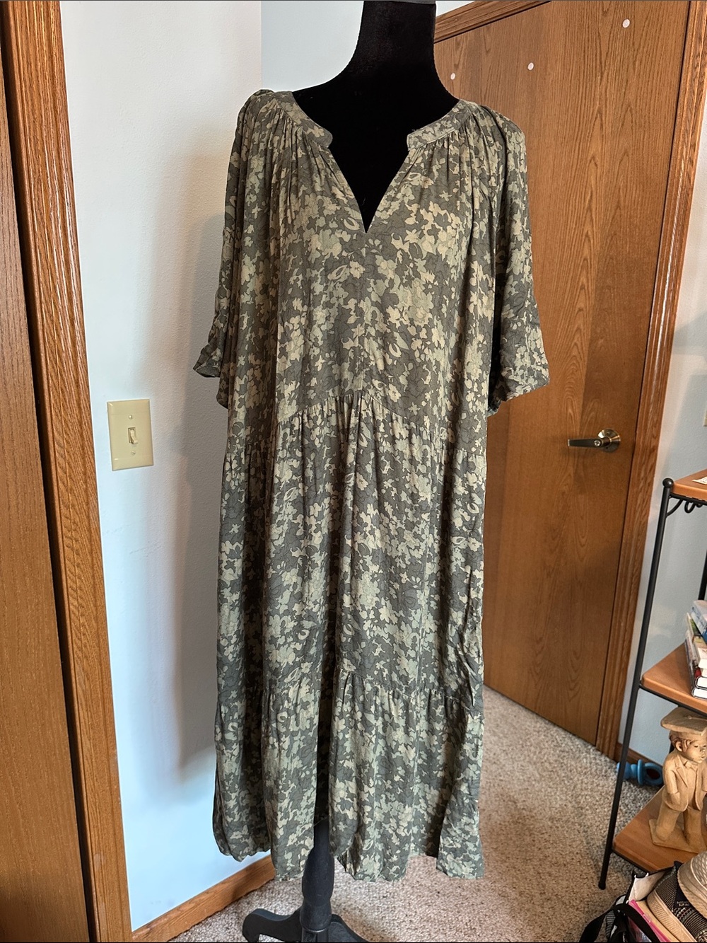 Democracy Tiered Flowy House Dress Thyme Green Floral 3X NWT